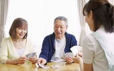 找保姆照顾老人,保姆助力老年人安享晚年